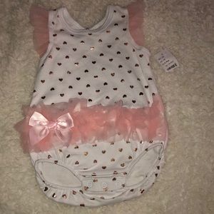Adorable baby girls outfit!
